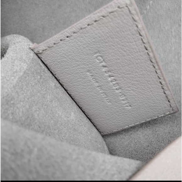 Pre-Owned YVES SAINT LAURENT Toy Supple Leather Shopping Tote Bag Gray - Picture 7 of 9